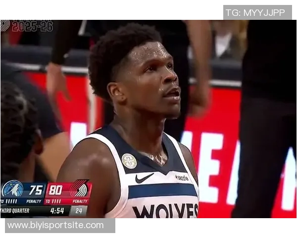 爱德华兹表现平平17投6中仅得17分贡献3篮板1断1帽令人失望